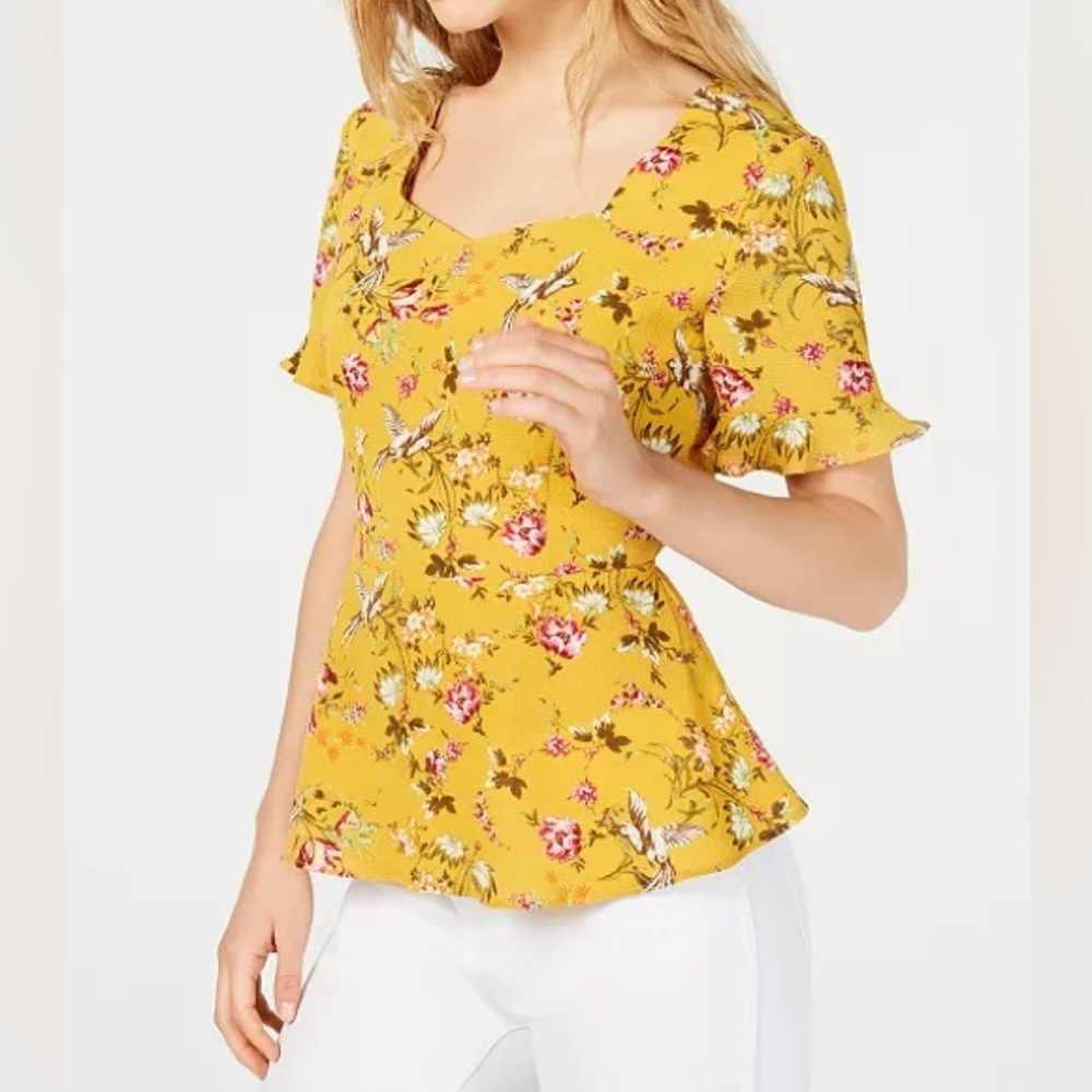 NWT Monteau Mustard Floral Top - Size LP